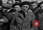 Immagine di Internee A Buchenwald Germania, 1945, secondo 44 filmato di repertorio 65675049482