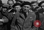 Immagine di Internee A Buchenwald Germania, 1945, secondo 50 filmato di repertorio 65675049482