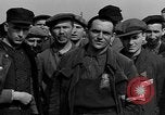Standbild deutscher Jude Otto Feuer Buchenwald Deutschland, 1945, aus Sekunde 14 historischem Filmmaterial Videoclip 65675049484