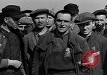 Standbild deutscher Jude Otto Feuer Buchenwald Deutschland, 1945, aus Sekunde 17 historischem Filmmaterial Videoclip 65675049484