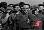 Standbild deutscher Jude Otto Feuer Buchenwald Deutschland, 1945, aus Sekunde 25 historischem Filmmaterial Videoclip 65675049484