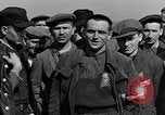 Standbild deutscher Jude Otto Feuer Buchenwald Deutschland, 1945, aus Sekunde 27 historischem Filmmaterial Videoclip 65675049484