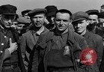 Standbild deutscher Jude Otto Feuer Buchenwald Deutschland, 1945, aus Sekunde 44 historischem Filmmaterial Videoclip 65675049484