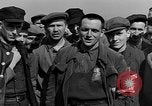 Standbild deutscher Jude Otto Feuer Buchenwald Deutschland, 1945, aus Sekunde 48 historischem Filmmaterial Videoclip 65675049484