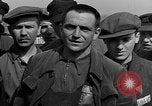 Standbild befreiten deutschen Juden Buchenwald Deutschland, 1945, aus Sekunde 39 historischem Filmmaterial Videoclip 65675049485