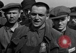 Standbild befreiten deutschen Juden Buchenwald Deutschland, 1945, aus Sekunde 41 historischem Filmmaterial Videoclip 65675049485