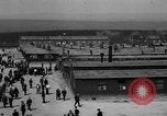 Standbild Konzentrationslager Buchenwald Deutschland, 1945, aus Sekunde 22 historischem Filmmaterial Videoclip 65675049490