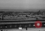 Standbild Konzentrationslager Buchenwald Deutschland, 1945, aus Sekunde 26 historischem Filmmaterial Videoclip 65675049490