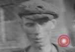 Image Prisonniers libérés de Buchenwald Buchenwald Allemagne, 1945, de la seconde 1 séquences d'archives historiques vidéo 65675049501