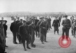 Image Prisonniers libérés de Buchenwald Buchenwald Allemagne, 1945, de la seconde 7 séquences d'archives historiques vidéo 65675049501