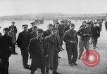 Image Prisonniers libérés de Buchenwald Buchenwald Allemagne, 1945, de la seconde 8 séquences d'archives historiques vidéo 65675049501