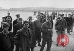 Image Prisonniers libérés de Buchenwald Buchenwald Allemagne, 1945, de la seconde 9 séquences d'archives historiques vidéo 65675049501