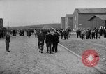 Image Prisonniers libérés de Buchenwald Buchenwald Allemagne, 1945, de la seconde 11 séquences d'archives historiques vidéo 65675049501