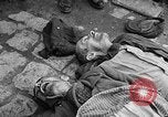 Image Prisonniers libérés de Buchenwald Buchenwald Allemagne, 1945, de la seconde 38 séquences d'archives historiques vidéo 65675049501