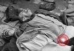 Image Prisonniers libérés de Buchenwald Buchenwald Allemagne, 1945, de la seconde 40 séquences d'archives historiques vidéo 65675049501
