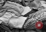 Image Prisonniers libérés de Buchenwald Buchenwald Allemagne, 1945, de la seconde 42 séquences d'archives historiques vidéo 65675049501