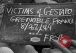 Image cercueils Grenoble France, 1944, de la seconde 1 séquences d'archives historiques vidéo 65675049517