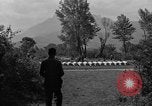 Image cercueils Grenoble France, 1944, de la seconde 4 séquences d'archives historiques vidéo 65675049517
