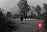 Image cercueils Grenoble France, 1944, de la seconde 10 séquences d'archives historiques vidéo 65675049517
