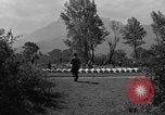 Image cercueils Grenoble France, 1944, de la seconde 11 séquences d'archives historiques vidéo 65675049517