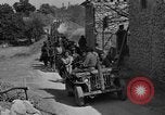 Immagine di Prigionieri di guerra tedeschi Loriol Francia, 1944, secondo 6 filmato di repertorio 65675049519
