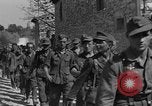 Immagine di Prigionieri di guerra tedeschi Loriol Francia, 1944, secondo 44 filmato di repertorio 65675049519