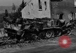 Immagine di Equipaggiamento distrutto Loriol Francia, 1944, secondo 12 filmato di repertorio 65675049521