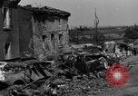 Immagine di Equipaggiamento distrutto Loriol Francia, 1944, secondo 15 filmato di repertorio 65675049521