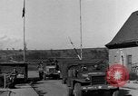 Image Personnes déplacées Bergzabern Allemagne, 1945, de la seconde 11 séquences d'archives historiques vidéo 65675049523