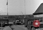 Image Personnes déplacées Bergzabern Allemagne, 1945, de la seconde 12 séquences d'archives historiques vidéo 65675049523