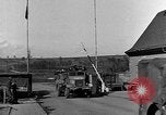 Image Personnes déplacées Bergzabern Allemagne, 1945, de la seconde 13 séquences d'archives historiques vidéo 65675049523