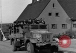 Image Personnes déplacées Bergzabern Allemagne, 1945, de la seconde 17 séquences d'archives historiques vidéo 65675049523