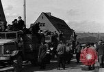 Image Personnes déplacées Bergzabern Allemagne, 1945, de la seconde 34 séquences d'archives historiques vidéo 65675049523