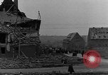 Standbild Vertriebene Bergzabern Deutschland, 1945, aus Sekunde 3 historischem Filmmaterial Videoclip 65675049524