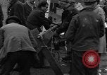 Standbild Vertriebene Bergzabern Deutschland, 1945, aus Sekunde 61 historischem Filmmaterial Videoclip 65675049524