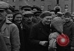 Standbild Vertriebene Bergzabern Deutschland, 1945, aus Sekunde 29 historischem Filmmaterial Videoclip 65675049525