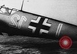 Standbild ME-109 Flugzeuge Deutschland, 1940, aus Sekunde 45 historischem Filmmaterial Videoclip 65675049526