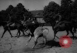 Immagine di Equitazione Germania, 1944, secondo 32 filmato di repertorio 65675049530