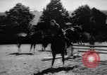 Immagine di Equitazione Germania, 1944, secondo 39 filmato di repertorio 65675049530