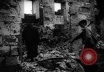 Standbild rubble Lisieux Frankreich, 1944, aus Sekunde 45 historischem Filmmaterial Videoclip 65675049533