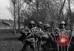 Image États-Unis 99e Division d'infanterie Neustadt Allemagne, 1945, de la seconde 33 séquences d'archives historiques vidéo 65675049537