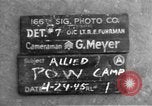 Immagine di Allied campo di prigionia Moosburg Germania, 1945, secondo 4 filmato di repertorio 65675049538