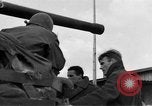 Immagine di Allied campo di prigionia Moosburg Germania, 1945, secondo 21 filmato di repertorio 65675049538