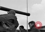Immagine di Allied campo di prigionia Moosburg Germania, 1945, secondo 22 filmato di repertorio 65675049538