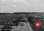 Immagine di Allied campo di prigionia Moosburg Germania, 1945, secondo 38 filmato di repertorio 65675049538