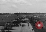 Immagine di Allied campo di prigionia Moosburg Germania, 1945, secondo 40 filmato di repertorio 65675049538