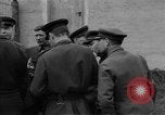Immagine di Allied campo di prigionia Moosburg Germania, 1945, secondo 19 filmato di repertorio 65675049539