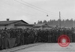 Immagine di Allied campo di prigionia Moosburg Germania, 1945, secondo 49 filmato di repertorio 65675049539