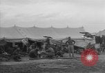 Image des prisonniers alliés Moosburg Allemagne, 1945, de la seconde 29 séquences d'archives historiques vidéo 65675049540
