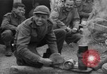 Image des prisonniers alliés Moosburg Allemagne, 1945, de la seconde 41 séquences d'archives historiques vidéo 65675049540